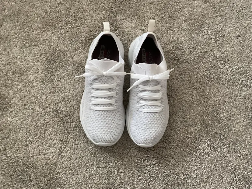 Skechers Ultra Flex Sneakers Knit Mesh White 9.5