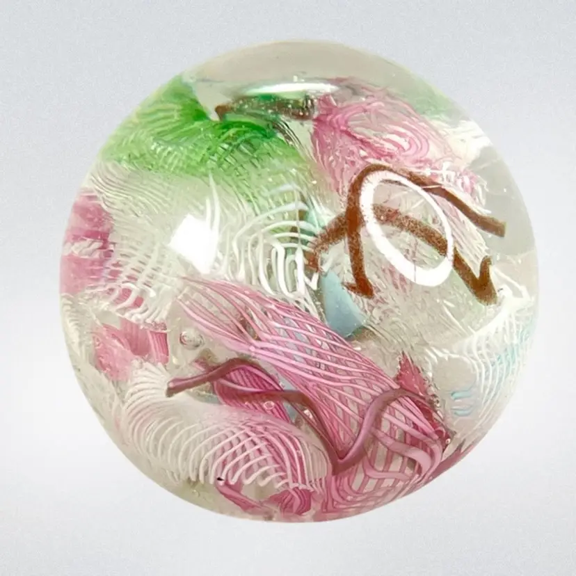 Pink 🩷 Green 💚 & White 🤍 Lattice Ribbon Art Glass 2” Paperweight.