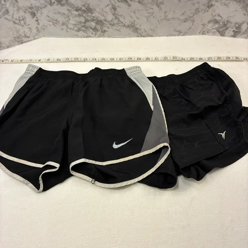 C- Shorts Lot XS Nike/Old Navy