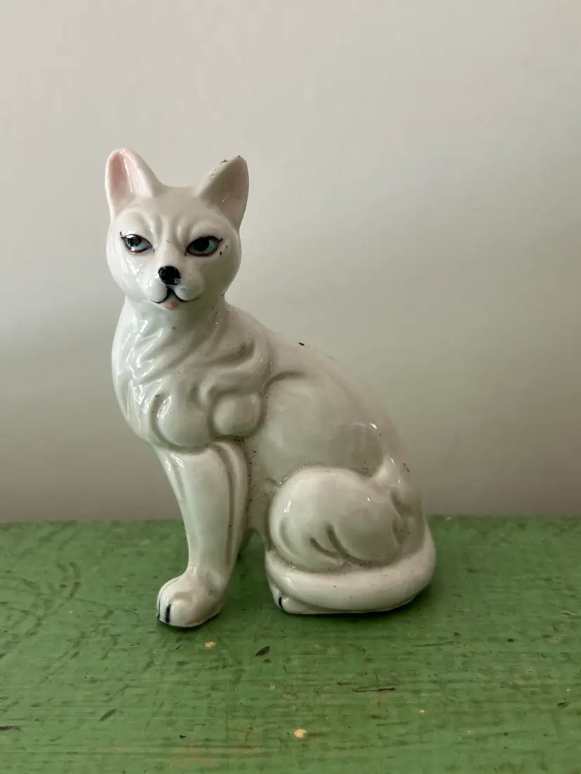 Vintage Sphynx White Cat Figurine. Porcelain Ceramic. Hairless Cat Collectible. Shelf Decor Kitty Cat 1980s