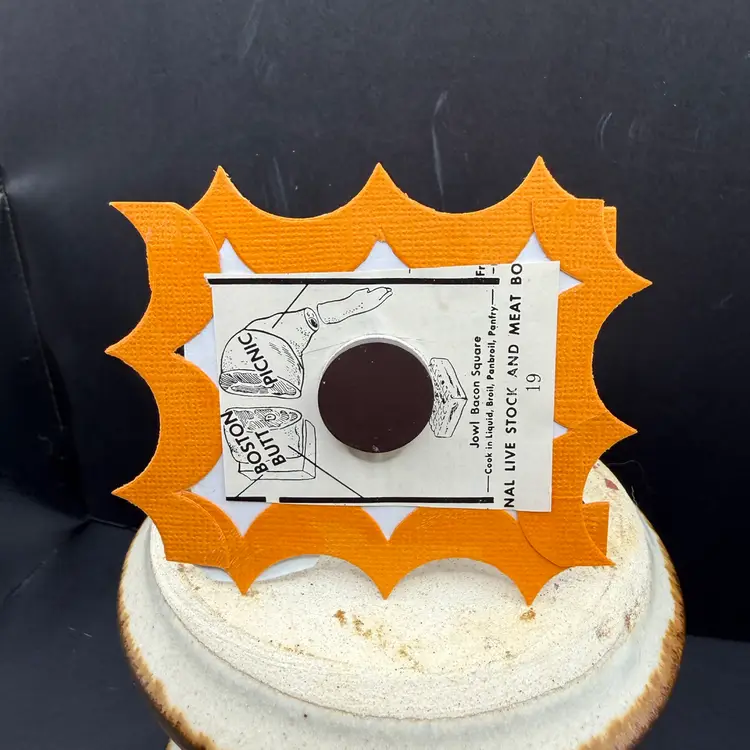 #08 - Handmade Halloween Magnet