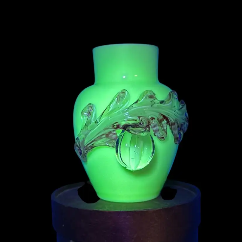 Antique Custard Glass Stevens & Williams Victorian Art Glass Vase - Applied Pink Striated Glass Oak Leaf With Acorn - GLOWS 4.5”