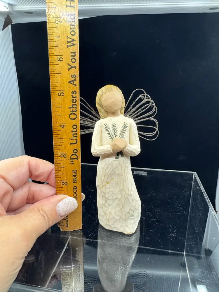 Willow Tree Angel Of Remembrance