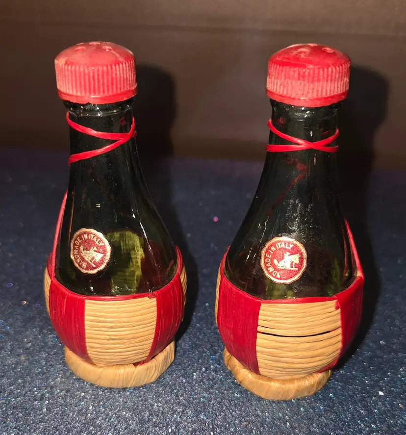 1950s Chianti Wine S&P Shakers