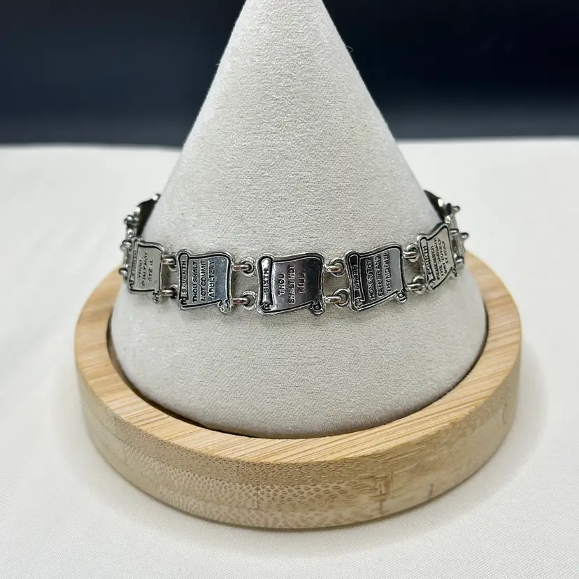 A003 - Avon 10 Commandments Bracelet