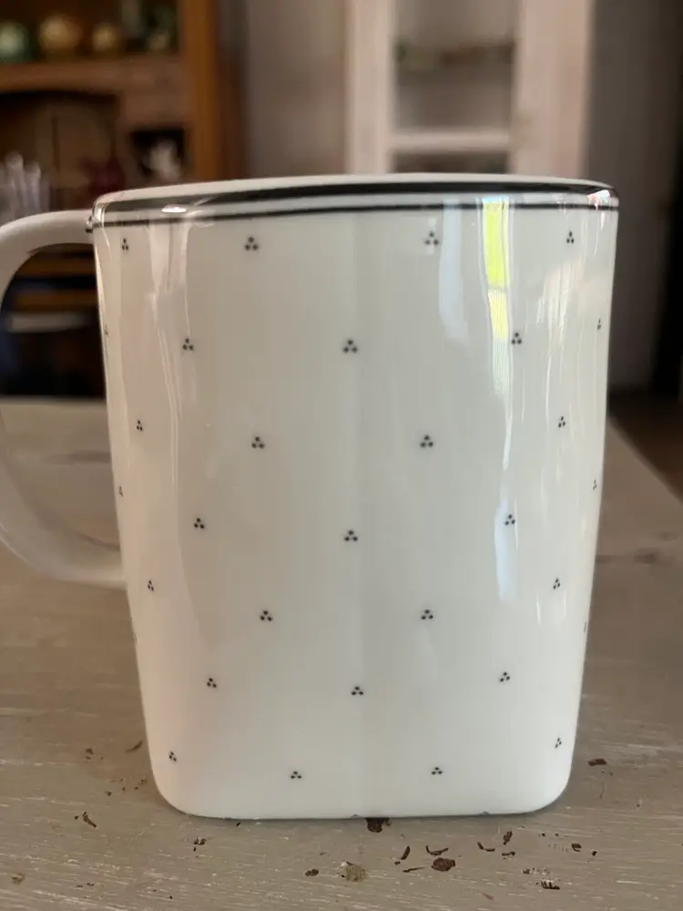 Anthropologie B Mug