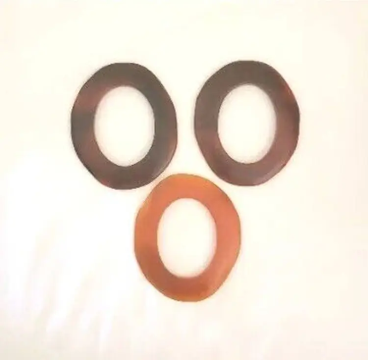 Bangle Bracelets 3 for small hands Lucite (?) Bakelite(?) 2 Brown 1 Amber Vintage