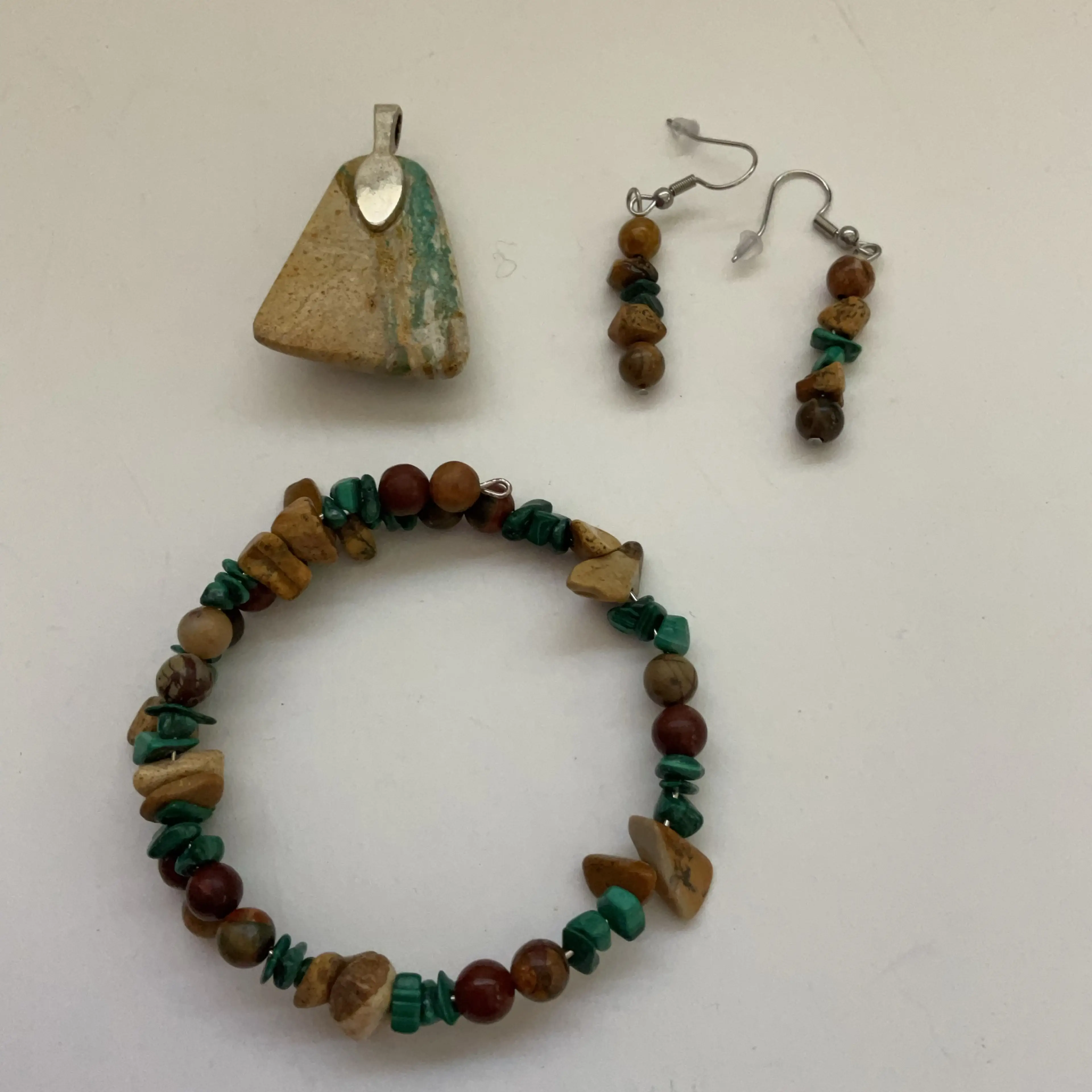 Image 2 of 2