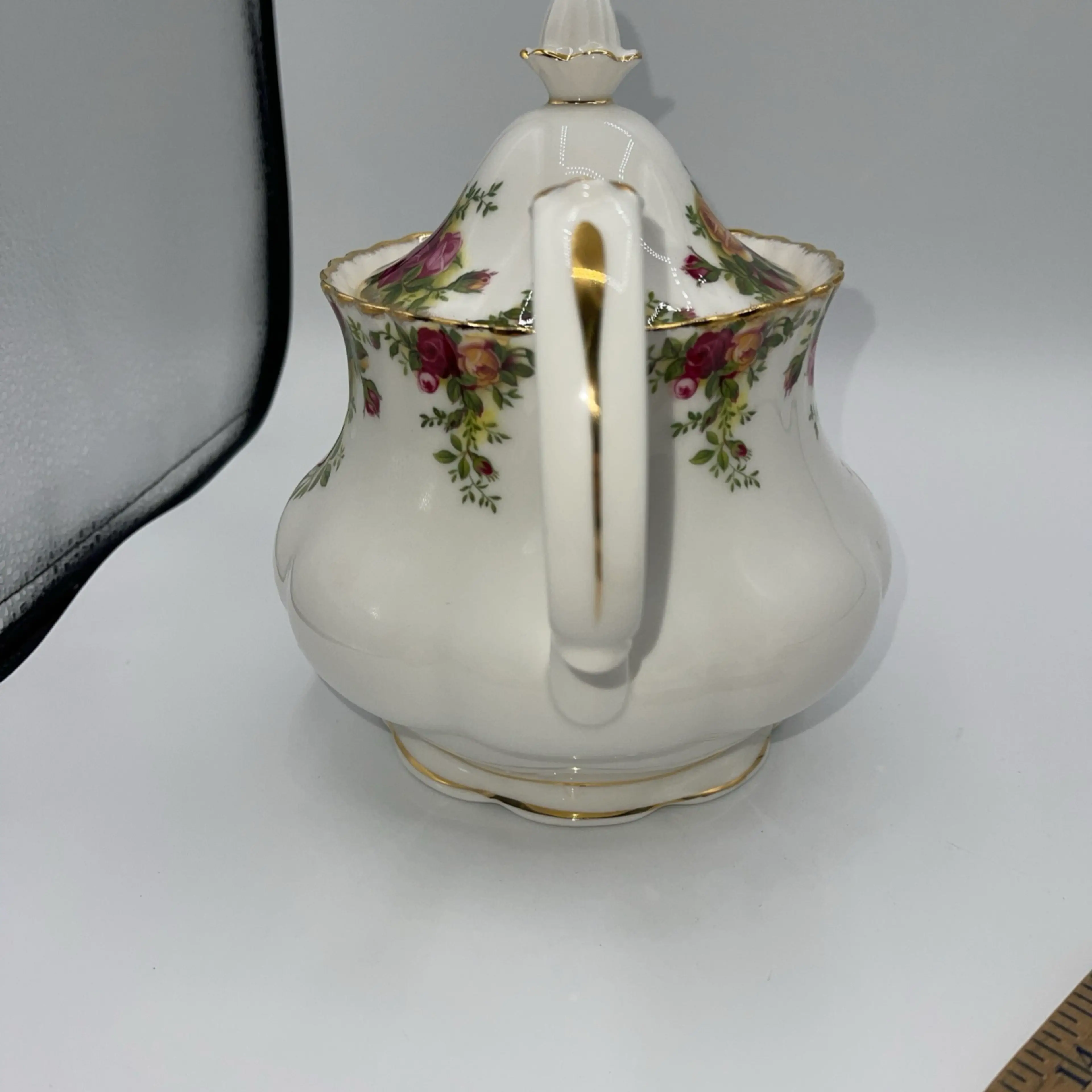 Image 4 of 12