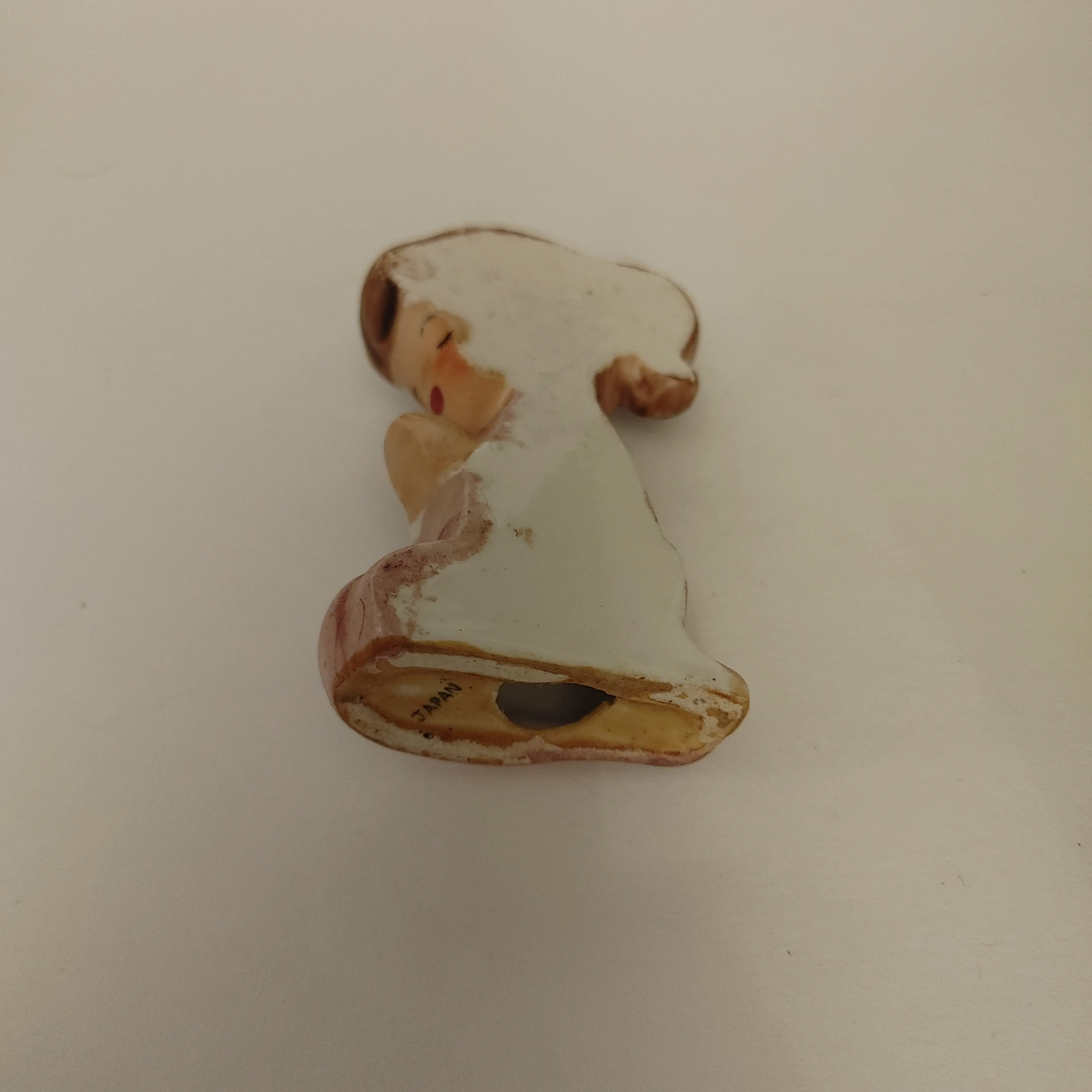 Image 3 of 4