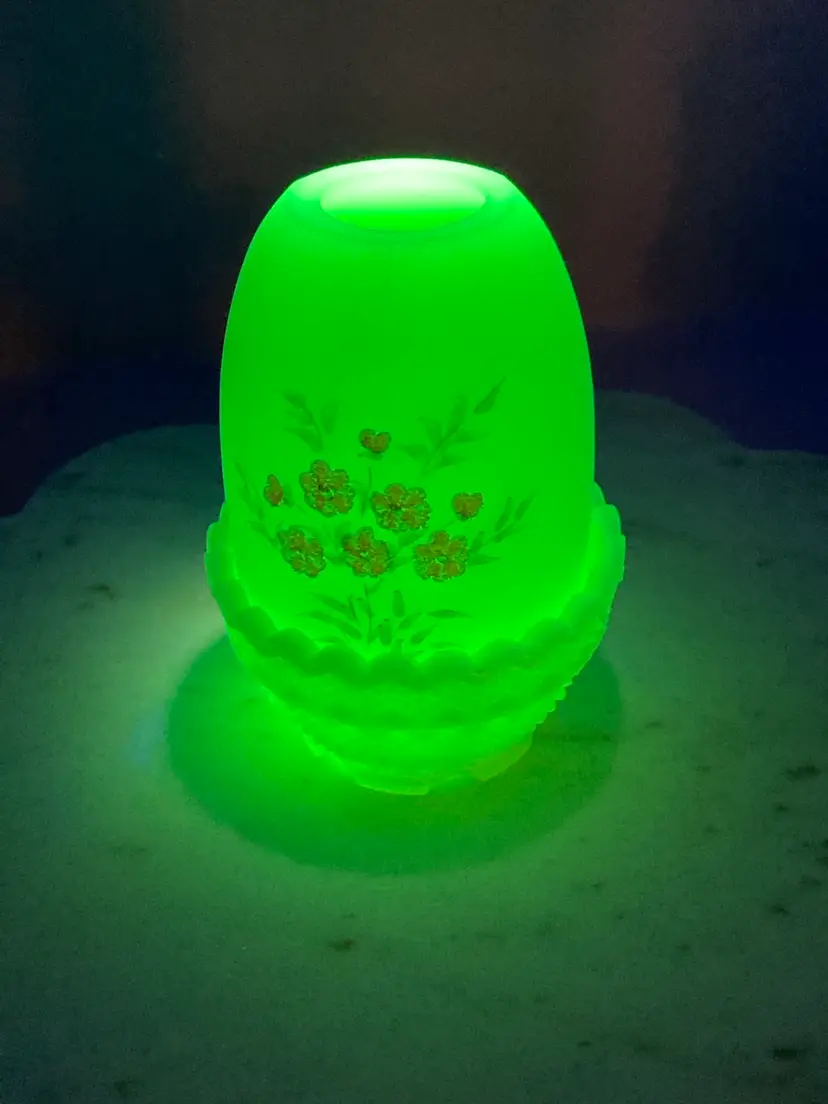 Vintage Fenton Fairy Lamp! Hand Painted! Pink Blossom! Custard! 4 1/2” tall x 3” Wide! UV Reactive! Glow 😎