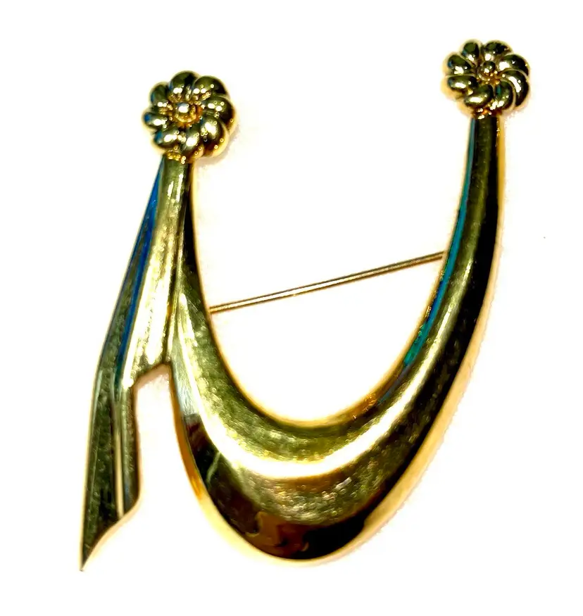 Vintage Monet Gold Tone Shiny Brooch