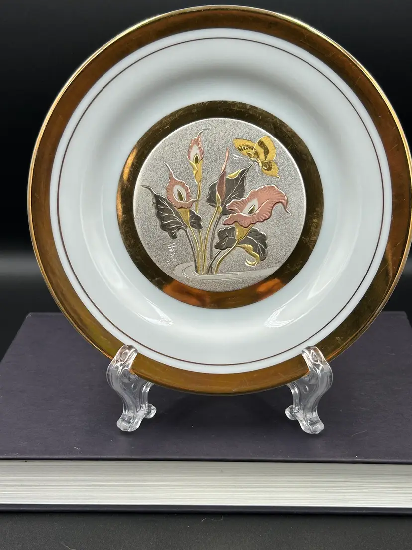 The Art of Chokin Butterflies & Flowers Wall Display Plate 24KT Gold Edge. Japan