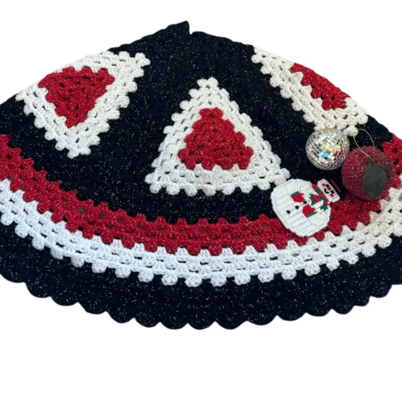 Fun, Retro-Style Handmade Crocheted Tree Skirt