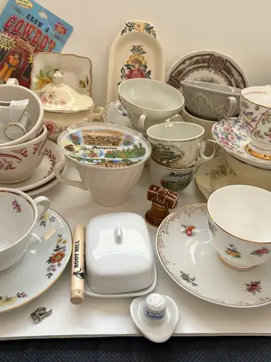 Along the Trail Souvenirs & Mismatched Teacups and Saucers $1 $2 SB
