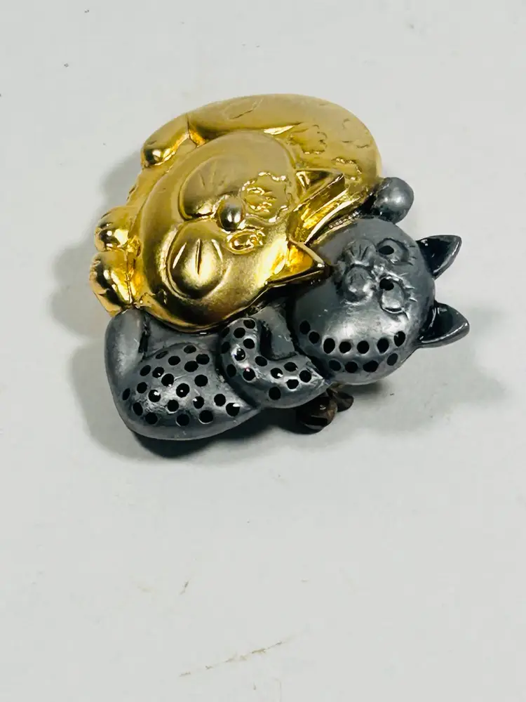 Vintage Dancraft Happy Cats Pin Two Toned Mixed Metal Brooch Gold Silver Tone