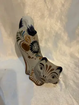 Vintage Tonala Stretching Cat Figurine