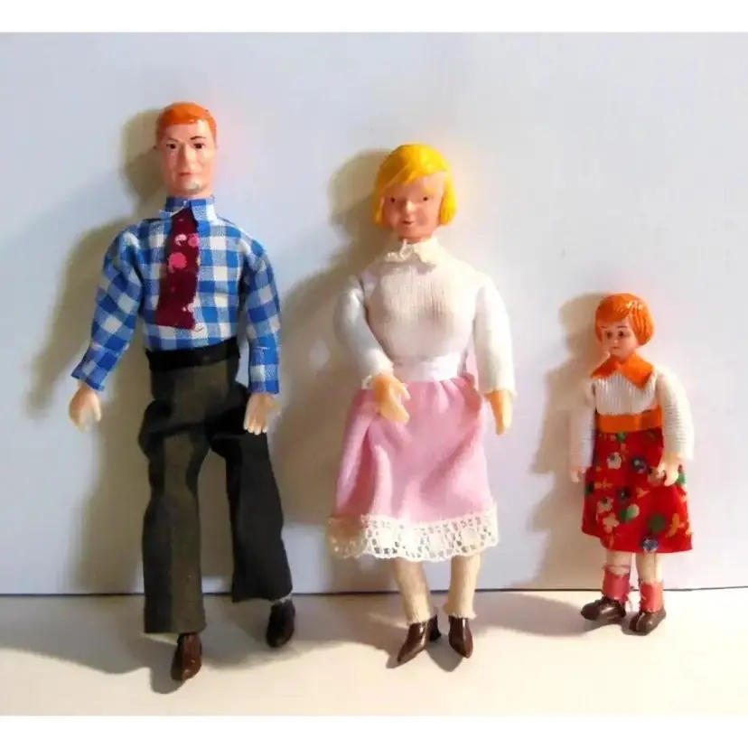 CACO Dollhouse People Family, Dolls, Mom, Dad, Girl, Vintage