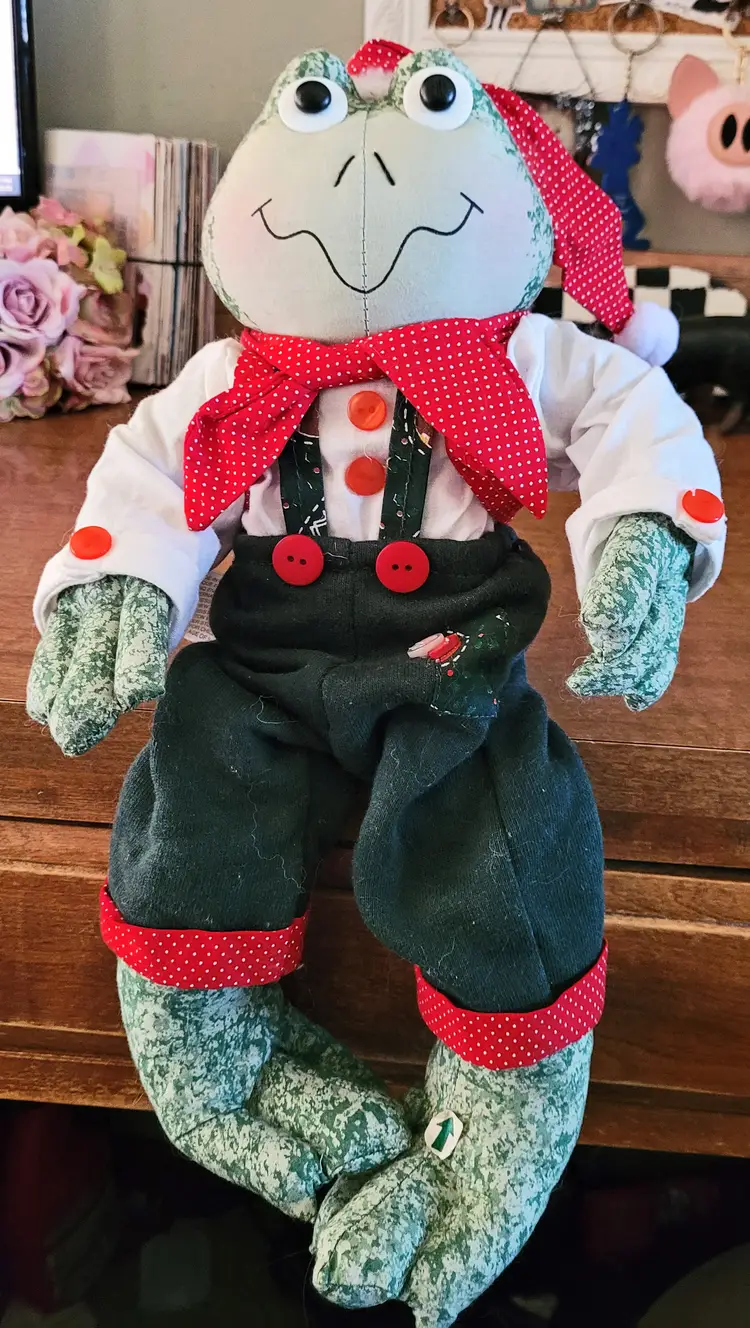 Vintage Christmas Frog Plush Croaks “Jingle Bells” c.1980s - As Is