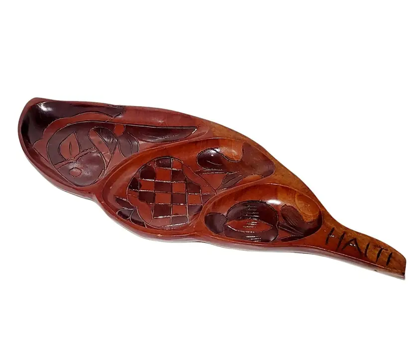 VINTAGE HAITI HAND CARVED WOOD TRAY FISH APPLE TROPICAL LEAF 2 SIDED CARVING
