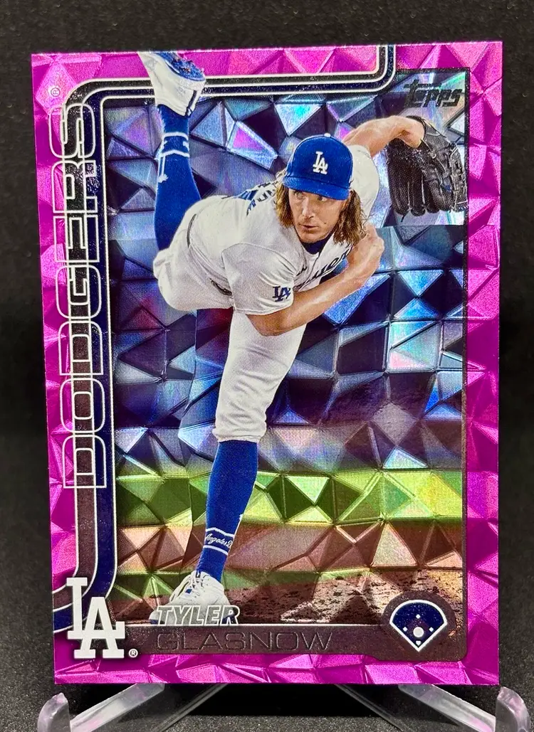 Tyler Glasnow 2025 Topps Series 1 Pink Diamanté Foil Los Angeles Dodgers