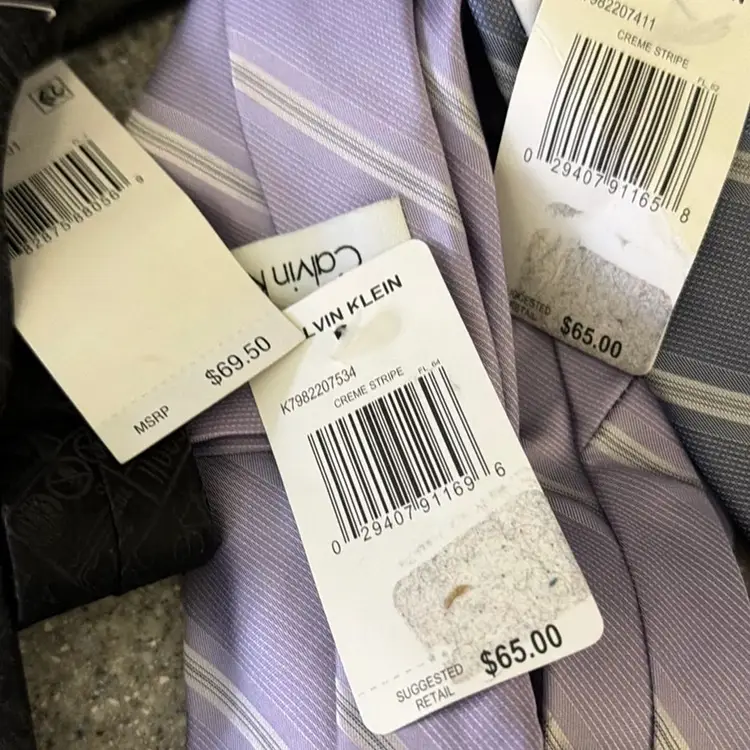 New $200 Designer Silk Tie Calvin And DKNY