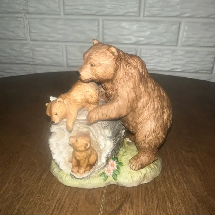 Home Interiors & Gifts Curious Cubs Porcelain Brown Bears #1435 HOMCO