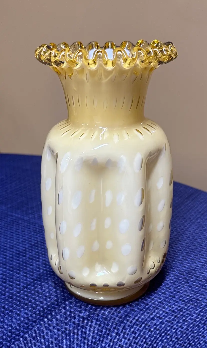 FENTON Art Glass Honey Amber Bubble Optic Pinch Vase overlay cased 8.5"