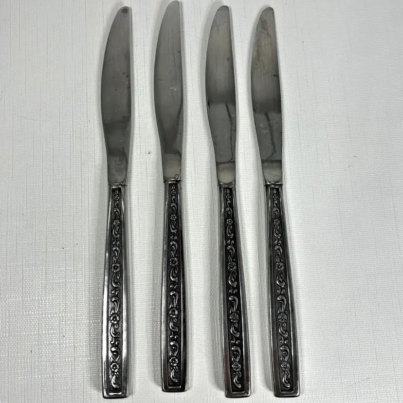 Oneida West Bend Fernwood Knives Stainless Steel Dinner Set 4 Vintage