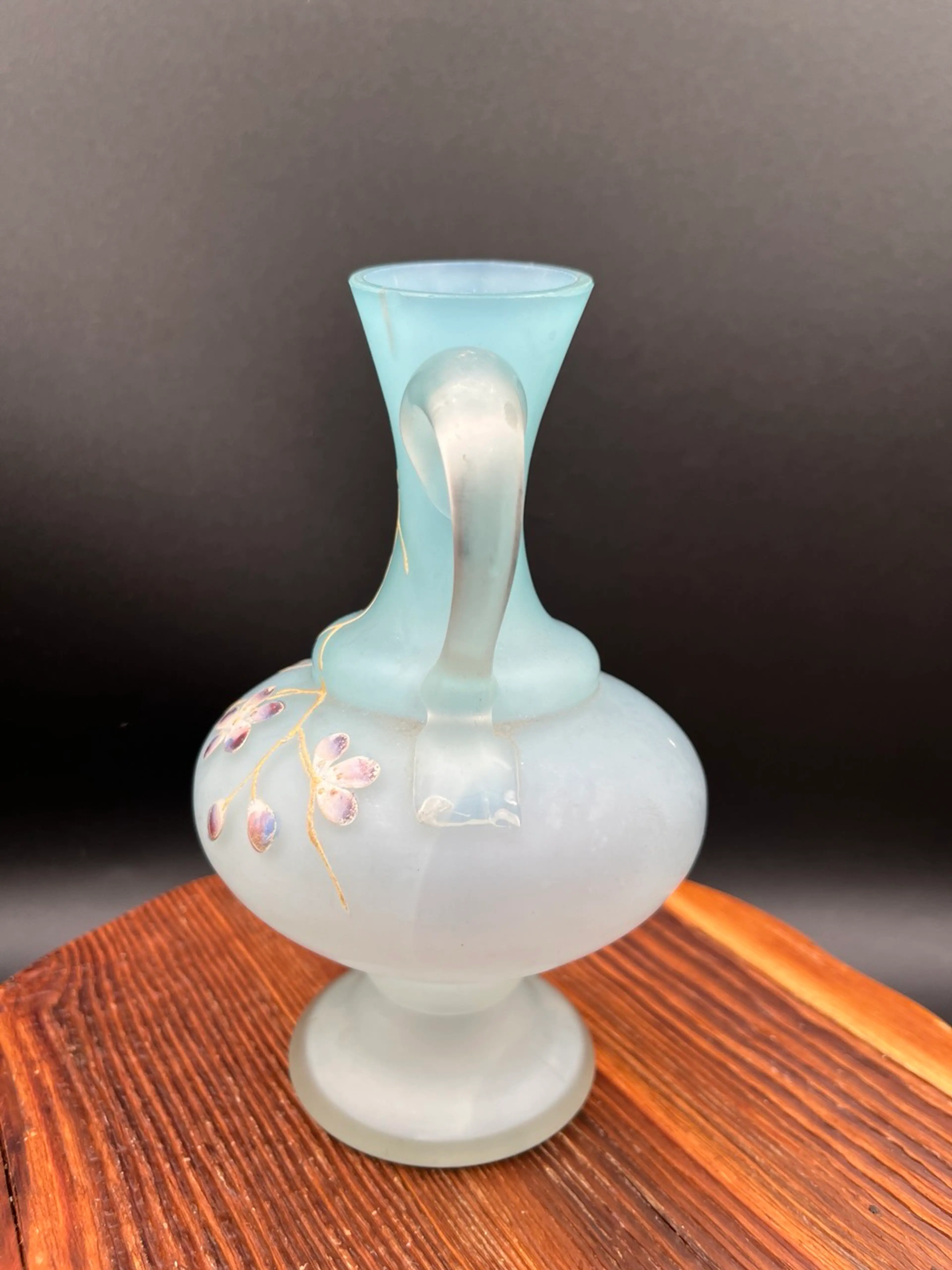 Image 4 of 16