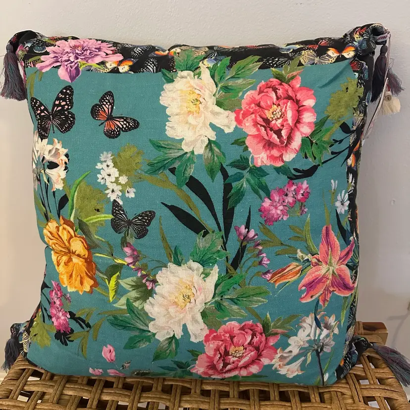 Johnny Was Panya Floral Linen Tassel Pillow 20” NWT