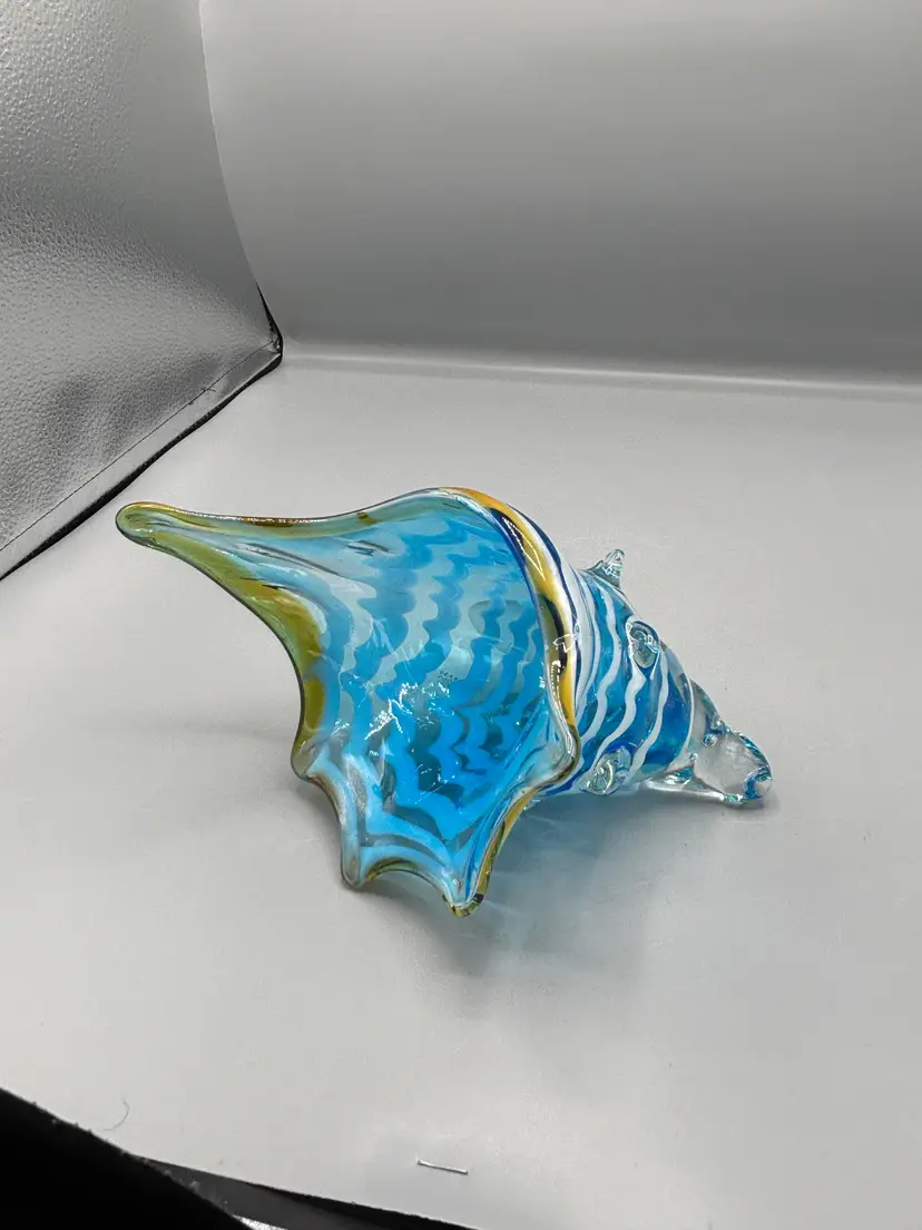Murano art glass yellow & blue conch shell