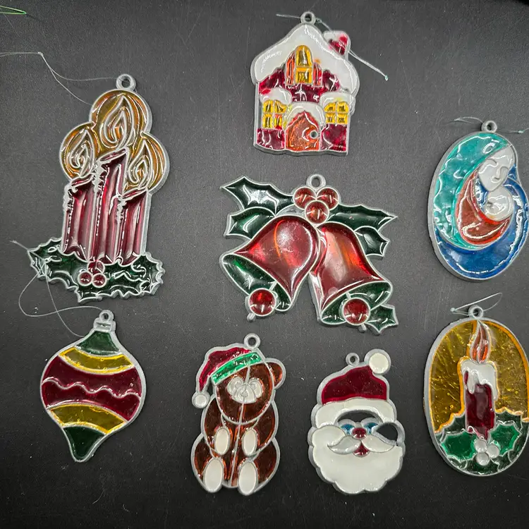 Vintage Christmas Lot. 3 Paper(have Wear,stains,etc.) 10 Stained Glass (wear, Etc)
