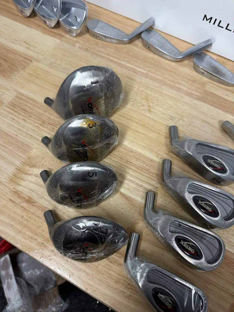 Callaway VFT Clones 
Complete Set Of Woods And Iron Heads Extra Sand Wedge