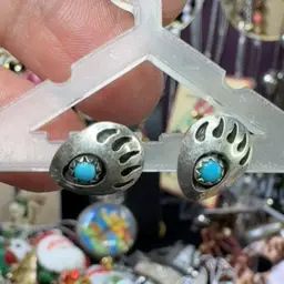 Vintage Sterling Silver Native American Bear Claw Shadow Box Post Pierced Earrings