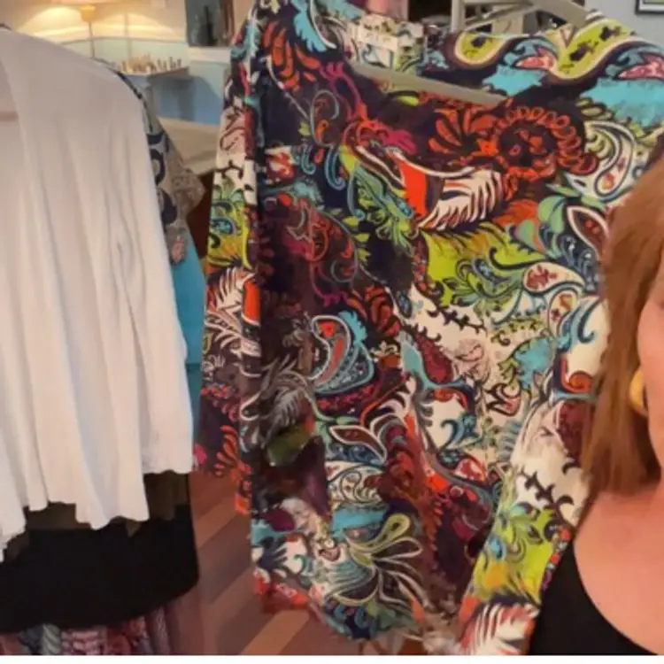 Top Dress Boho LS paisley Multi Color Apx 21 PTP Meiling Brand