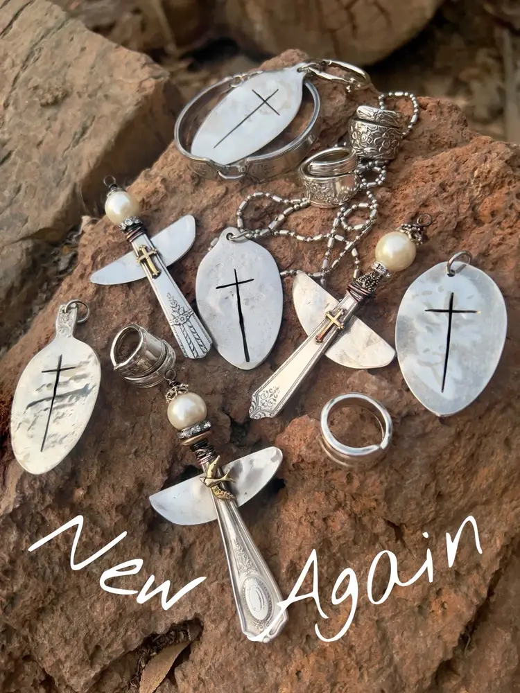 Pre Bid Rings,Bracelets,Necklaces,Keychains 