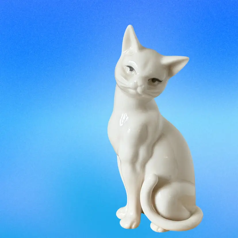 Vintage White Sitting Cat Figurine Verithin Ardalt Lenwile China Made In Japan
4-1/4” T x 1-3/4” L x 1-3/4” W