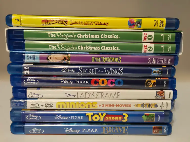 Lot of 10 Kids / Family Disney Blu-ray Movies