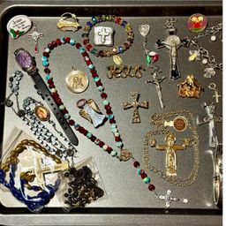 Religious Lot Assorted Vintage to Contempo Jewelry *WEARABLE*