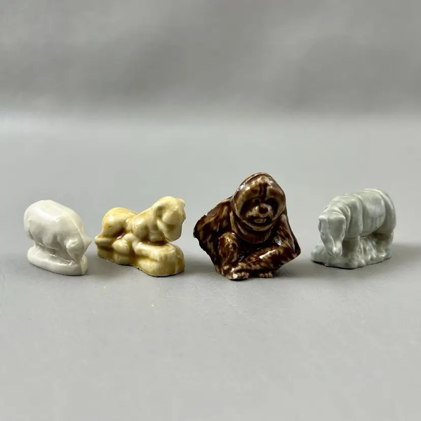 Lot Of 4 Wade Whimsies Figurines Red Rose Tea Sheep Lioness Orangutan Rhino