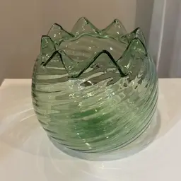 Hand Blown Ruffle Glass Bowl