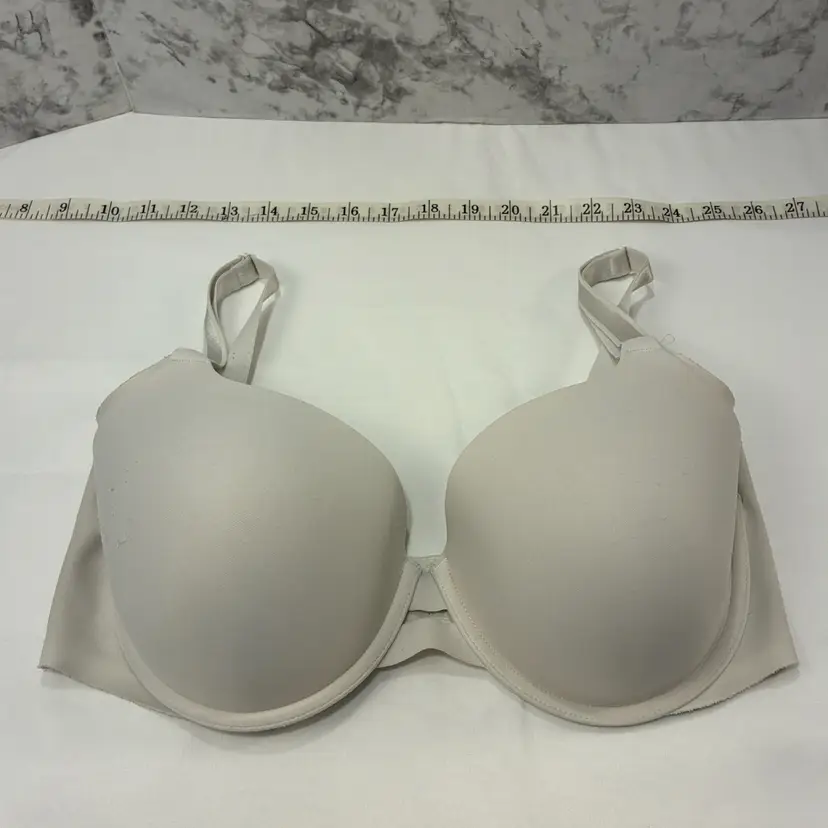 C- Bra Warner’s 36D