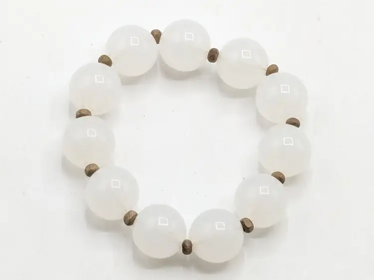 Vintage White Beaded Stretch Bangle Bracelet