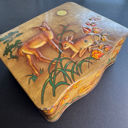 Vintage Tin Container Box Embossed Wildlife Deer Doe Bambi Moon Leaves