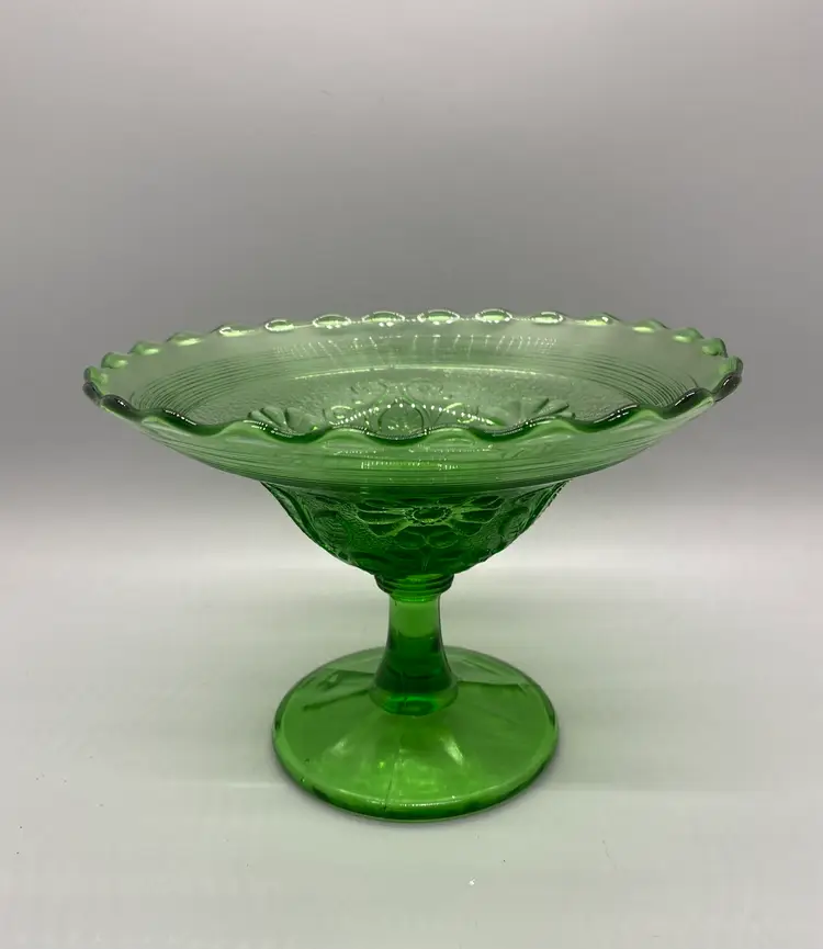 Northwood Glass Green PAMELA Pedestal Compote Candy Dish 4.75" Tall