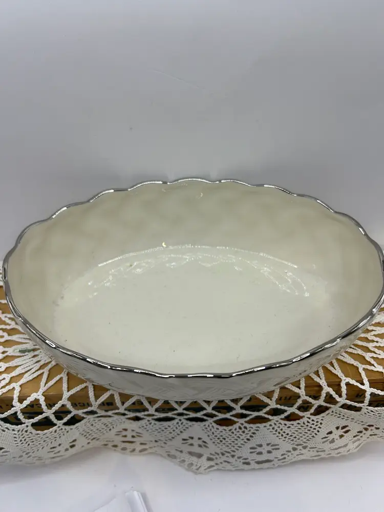 Lenox Classic Collection Lattice Oval Serving Dish