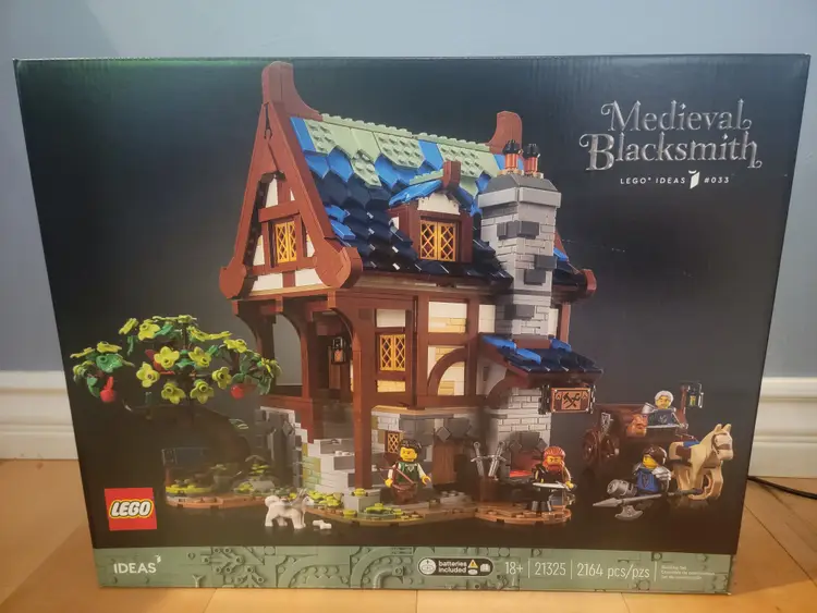 Lego Ideas 21325 - Medieval Blacksmith, New & Sealed