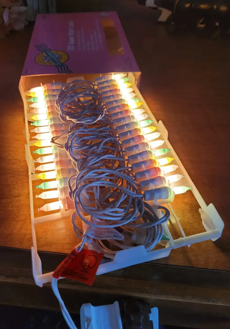 Vintage Easter Pastel 35 Super Bright Lights (Never used) c.1996 - As Is