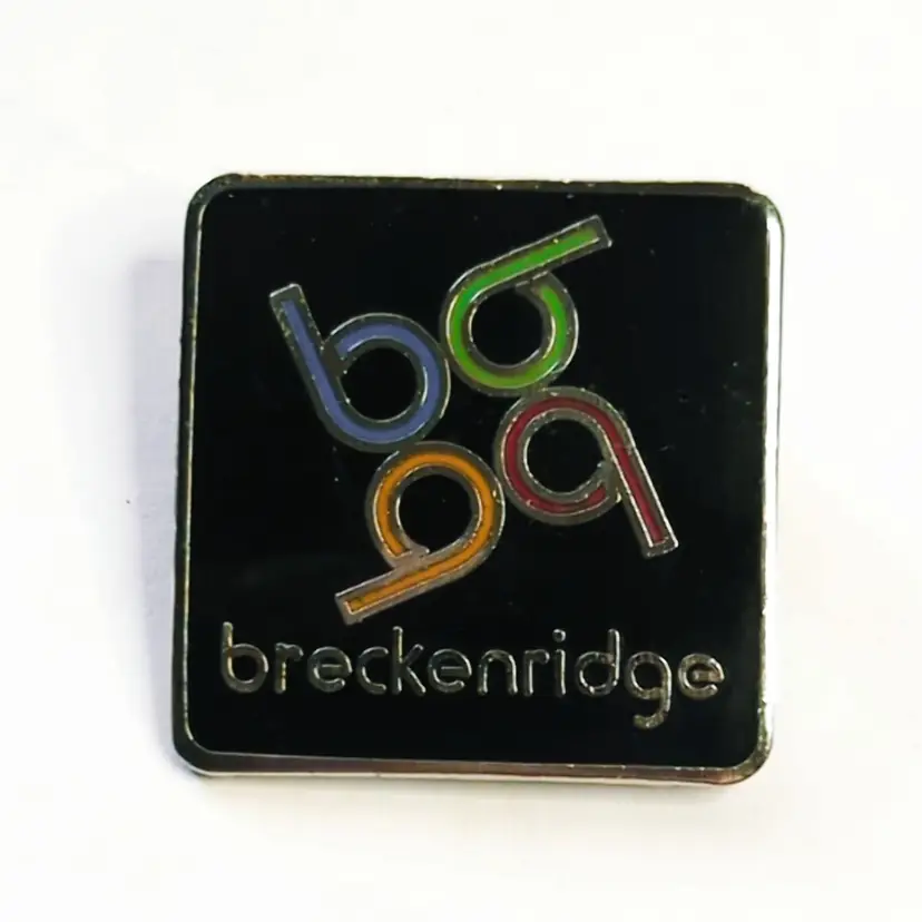 Vintage Breckenridge Colorado Ski Resort Pin Logo Slopes